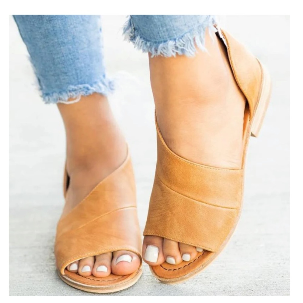 Sole Society 9.5 nude sandals